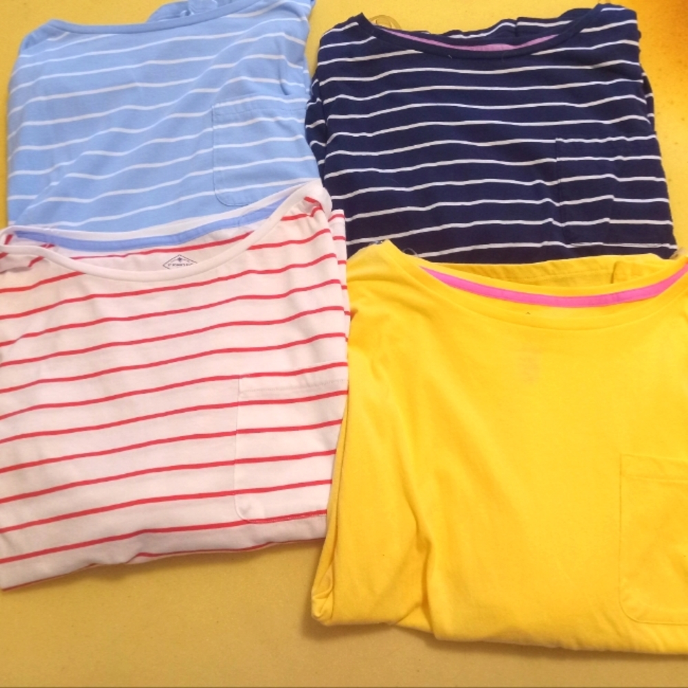 BUNDLE OF 4 St. John's Bay Long Sleeve Pocket Tees Size XL